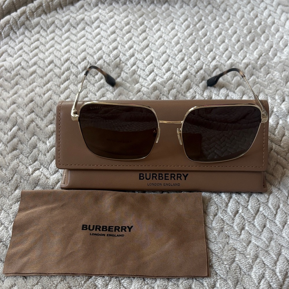 Burberry Gold and Brown Sunglasses with Case
